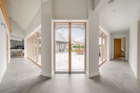 3 bedroom detached house for sale, Ashcott - Immaculate in private location