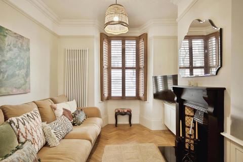undefined, Carnarvon Road, LONDON, London, E18