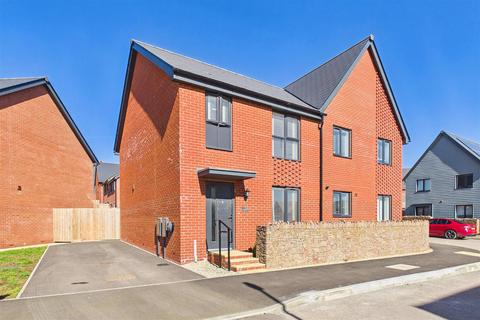 undefined, Modern living on Nailsea’s countryside edge
