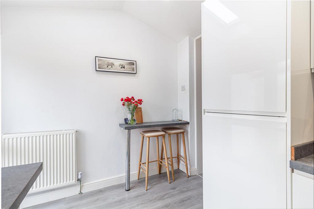 Kitchen-4.jpg