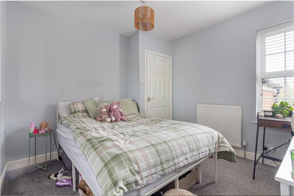 Bedroom-2-2.jpg