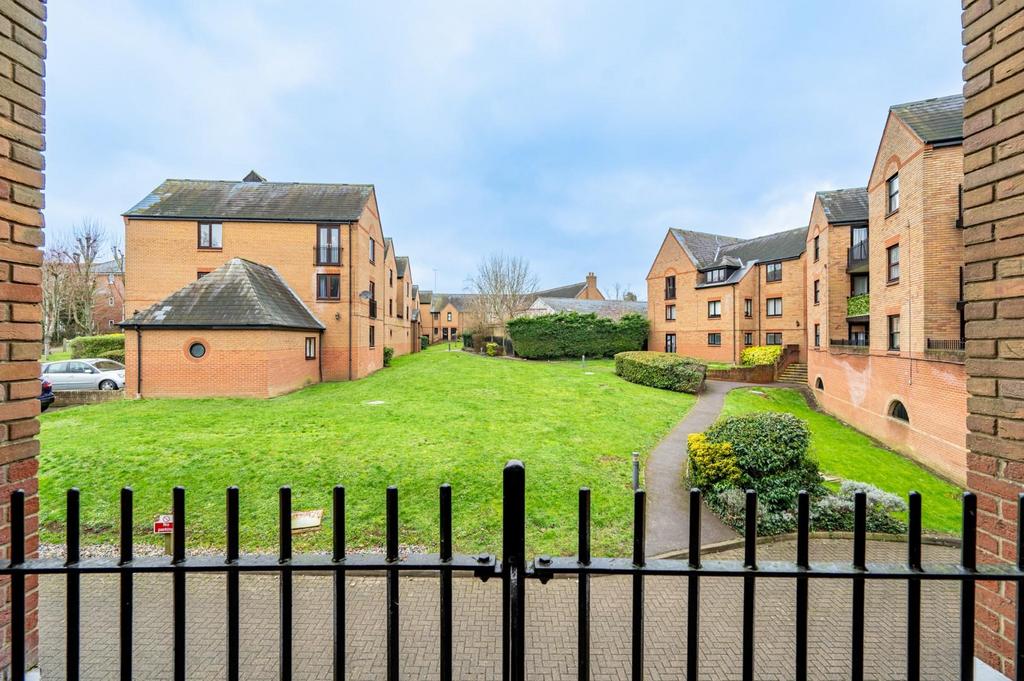 DSC 9037-HDR.jpg