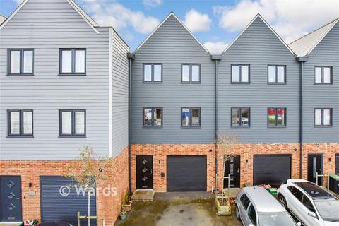 3 bedroom townhouse for sale, Riverside Place, Aylesford ME20