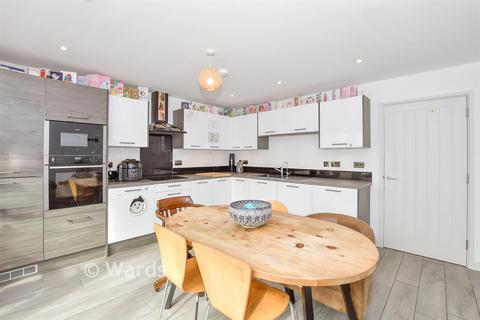 3 bedroom townhouse for sale, Riverside Place, Aylesford ME20