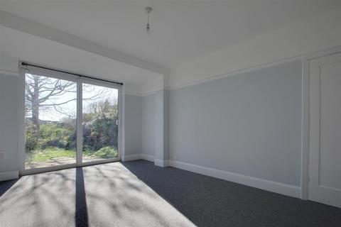 1 bedroom flat to rent, Rose Walk, Worthing BN12