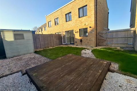 3 bedroom semi-detached house for sale, Neal Crescent, Wick, Littlehampton