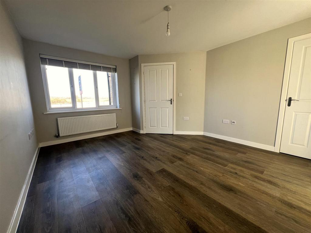 Lounge 2.JPG