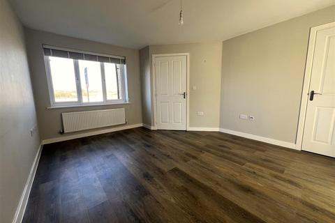 3 bedroom semi-detached house for sale, Neal Crescent, Wick, Littlehampton