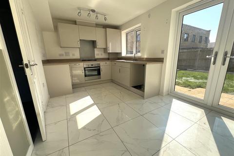 3 bedroom semi-detached house for sale, Neal Crescent, Wick, Littlehampton