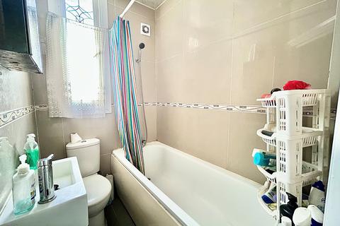 undefined, Windsor Road, London, E10