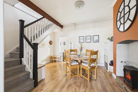 3 bedroom semi-detached house for sale, Rose Villas, Barrow Road, New Holland, DN19 7QW