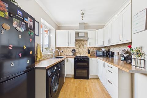 3 bedroom semi-detached house for sale, Rose Villas, Barrow Road, New Holland, DN19 7QW