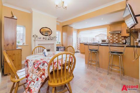 undefined, Clyde Way, Romford, RM1