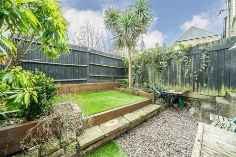 2 bedroom maisonette for sale, Lyham Road, London SW2