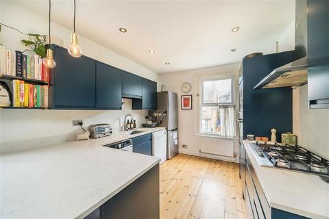 2 bedroom maisonette for sale, Lyham Road, London SW2
