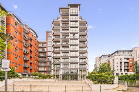 undefined, Holland Gardens, Brentford TW8