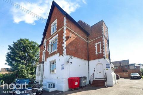 undefined, Hencroft Street South, SLOUGH