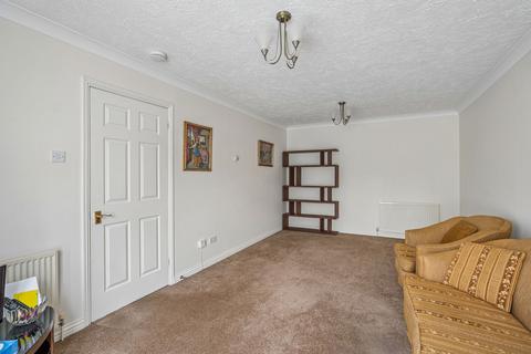 2 bedroom flat for sale, Skillen Lodge, 552 Uxbridge Road, Pinner, HA5 3PR