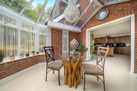 4 bedroom house for sale, Woodpecker Lane, Storrington, RH20