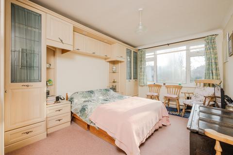 undefined, Lake Close, Wimbledon SW19