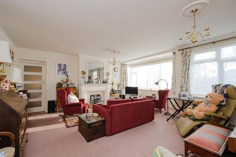 undefined, Lake Close, Wimbledon SW19