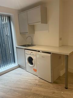 undefined, Gunnersbury Avenue, Acton