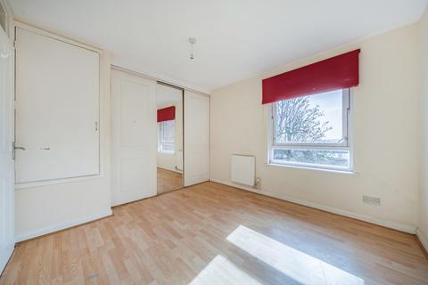 undefined, Ardent Close, London