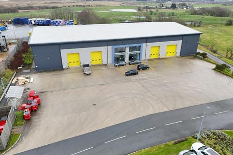 Warehouse to rent, Park Whittle Ln Heywood OL10 2LP