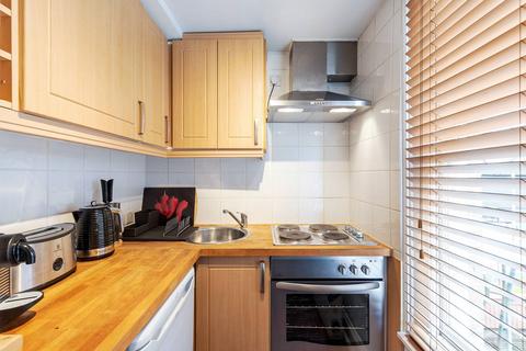 1 bedroom flat for sale, Earl's Court Road, Earls Court, London, SW5