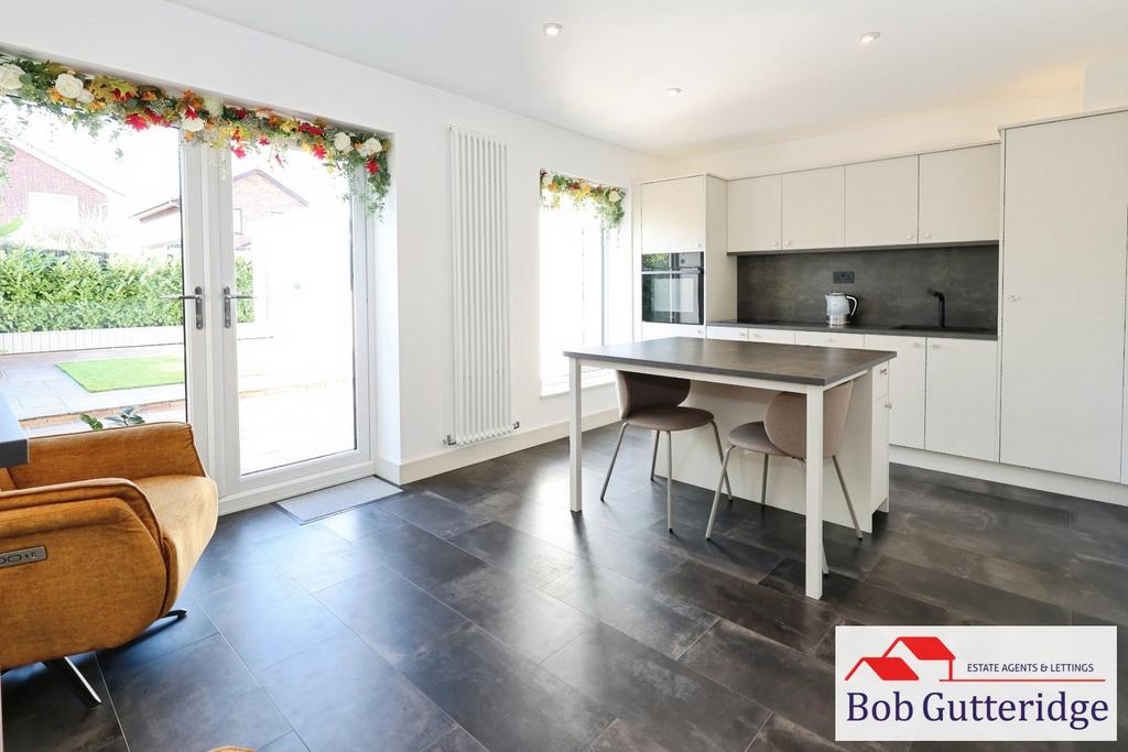 Open plan fitted kitchen / lounge / dining room