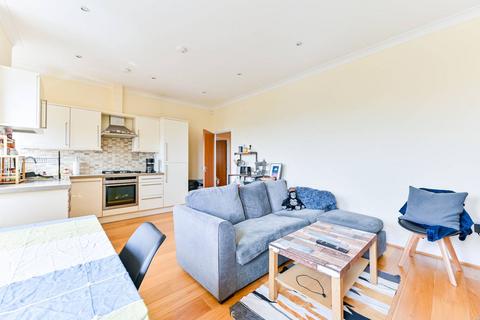 2 bedroom flat to rent, The Broadway, Stanmore, Stanmore, HA7
