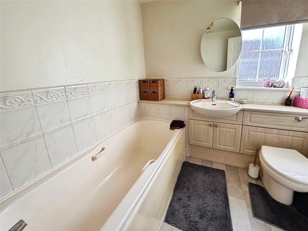 Bathroom/Wc