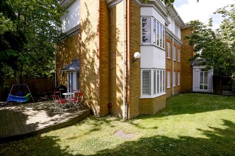2 bedroom apartment to rent, Ridgway Wimbledon SW19