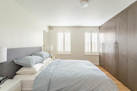2 bedroom apartment to rent, Ridgway Wimbledon SW19
