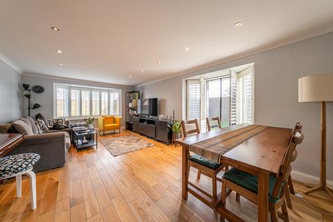 2 bedroom apartment to rent, Ridgway Wimbledon SW19