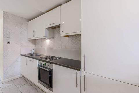 3 bedroom flat to rent, Cornwall Gardens, South Kensington, London, SW7