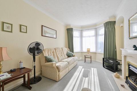 3 bedroom end of terrace house for sale, Euston Avenue, Watford, WD18