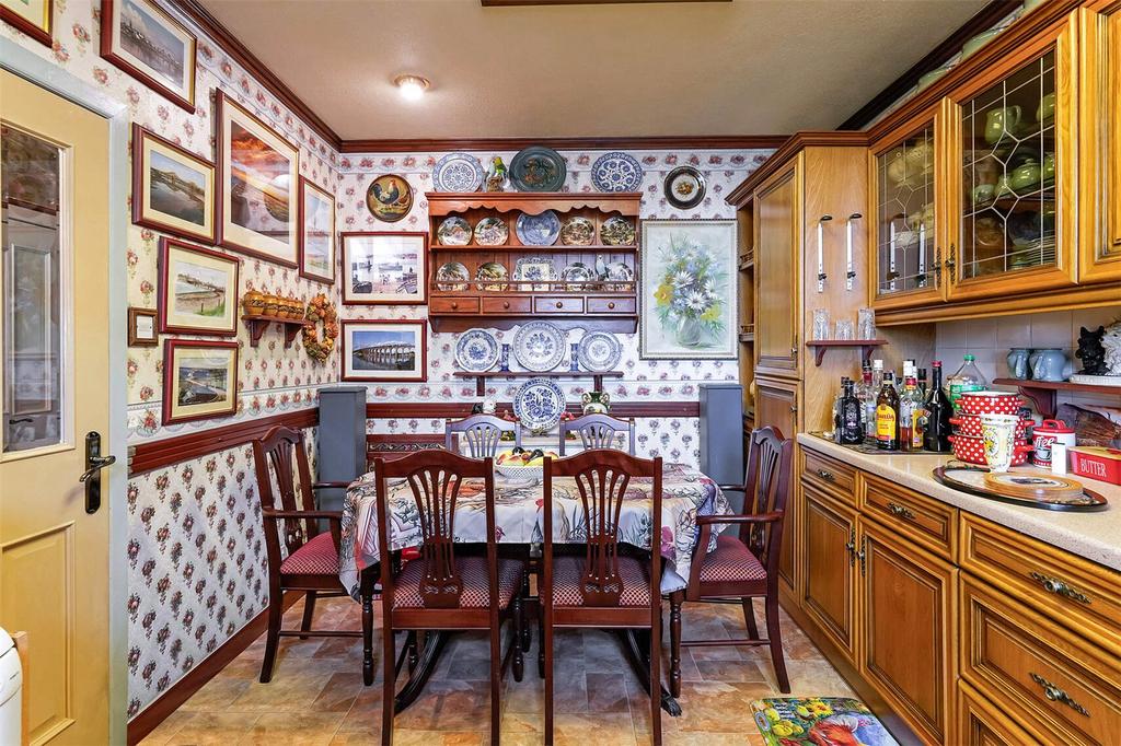 Dining Kitchen