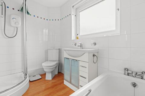 4 bedroom detached house for sale, Elm Trees, Aylesbury HP18