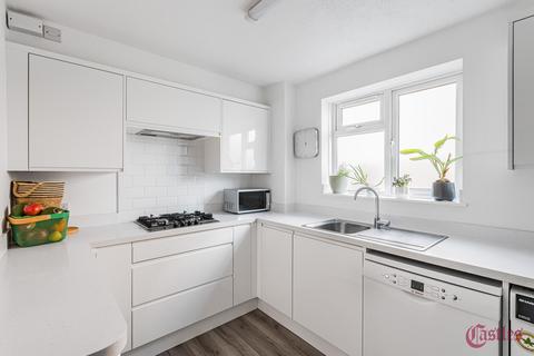 2 bedroom apartment for sale, Parkside Court, Palmerston Road N22
