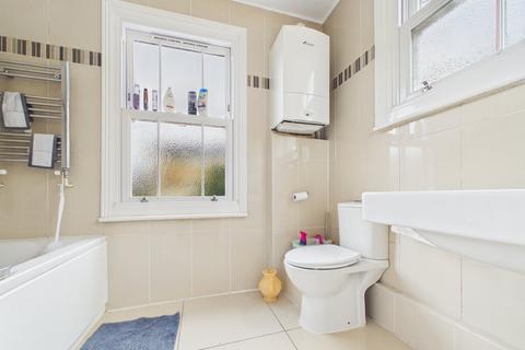 2 bedroom flat for sale, De Montfort Road, Reading, RG1