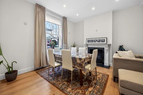 4 bedroom terraced house for sale, Leamore Street, London