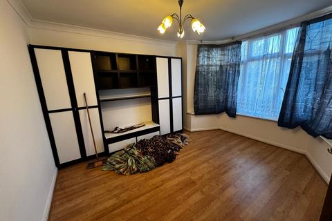 undefined, Girton Avenue, Kingsbury, NW9