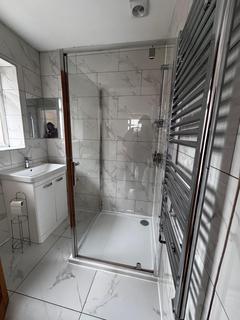 4 bedroom semi-detached house to rent, Girton Avenue, Kingsbury, NW9