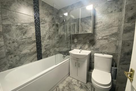 1 bedroom flat to rent, Brimfield Road, Purfleet-on-Thames, RM19