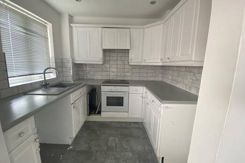 1 bedroom flat to rent, Brimfield Road, Purfleet-on-Thames, RM19