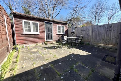 undefined, Grove Green Road, London, E11