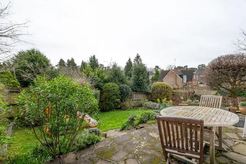 4 bedroom townhouse for sale, Durfold Drive, Reigate, RH2