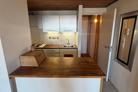 1 bedroom flat to rent, Fairfield Road, Bow Quarter, E3