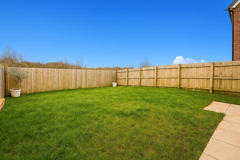 undefined, Clos Y Cornicyll, Llanilid, Pontyclun